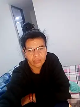 jennifer 0717 online show from April 22, 9:55 am