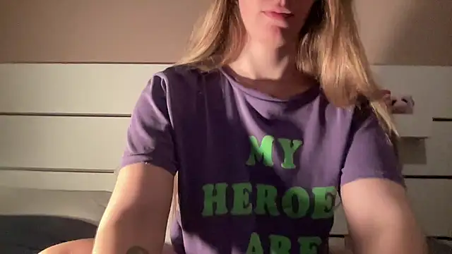 petiteetoile online show from March 18, 10:13 pm