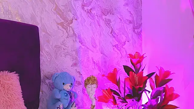 EllinaNuria online show from February 23, 3:59 am