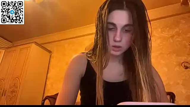 LovelySilk 63 online show from April 21, 6:23 pm