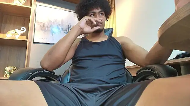 Snapshot of Kai_Moreno chatting on March 5, 7:21 pm Kai Moreno online show from March 5, 7:21 pm