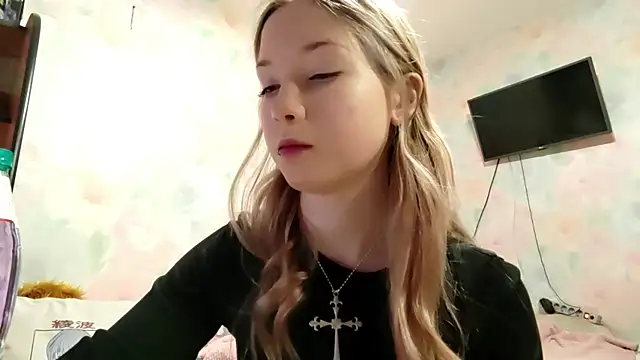 TiaBIanks online show from February 26, 10:14 am