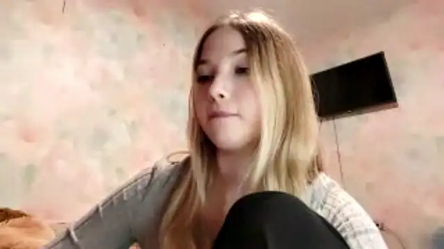 TiaBIanks online show from April 23, 12:29 pm