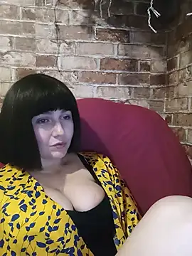 Snapshot of itismyhobby chatting on December 5, 10:23 pm itismyhobby online show from December 5, 10:23 pm