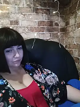 Snapshot of itismyhobby chatting on December 23, 10:44 pm itismyhobby online show from December 23, 10:44 pm