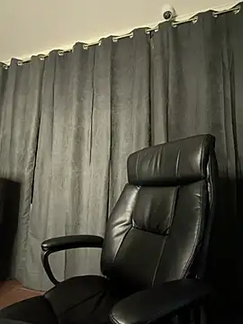 AmalliaJade online show from February 27, 3:45 pm