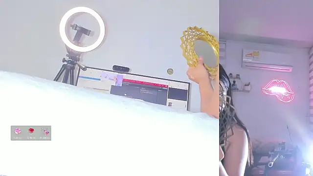 lana  kane   online show from April 21, 9:04 am