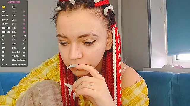 ShayneMilush online show from April 21, 10:10 am