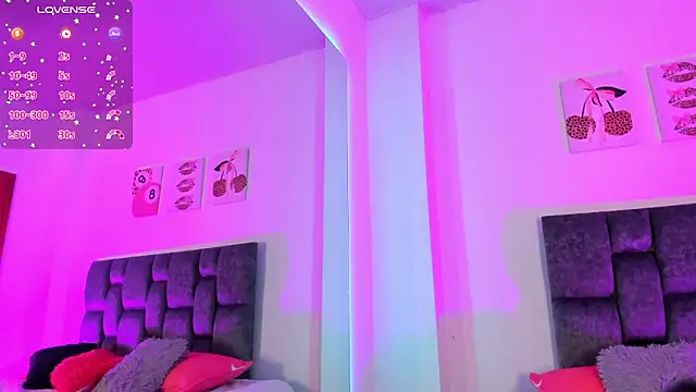 Madison Rosee online show from April 13, 12:27 am