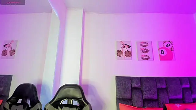 Madison Rosee online show from April 21, 12:12 am