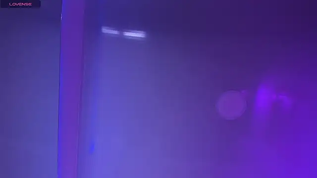 Madison Rosee online show from April 22, 1:19 am