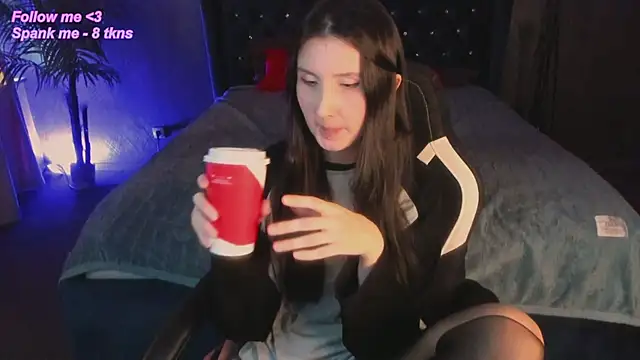 avrora shy  online show from March 3, 12:33 pm