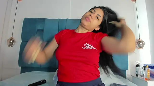 venezolana  caro online show from May 21, 12:12 pm