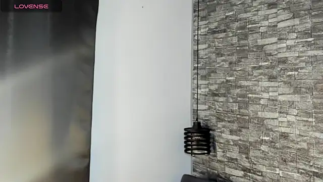 ASHLEY COLLINS1 online show from February 23, 12:46 pm