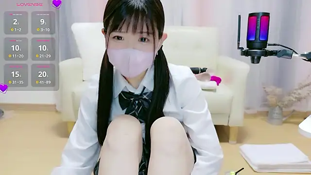 Sana 37  online show from May 9, 2:11 pm