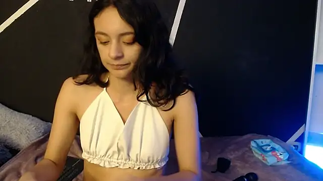 Vyoleta22 online show from March 5, 11:28 am