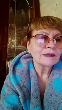 SophieBurns online show from April 21, 10:54 am