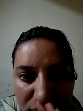 MajoArias online show from March 1, 8:05 am