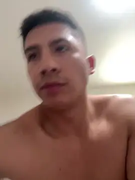 fer593que online show from February 5, 8:35 pm