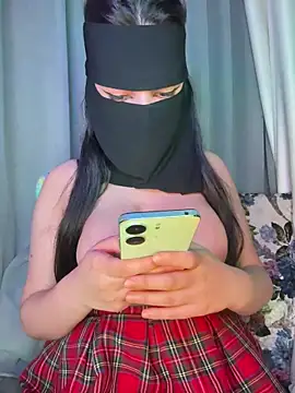 Snapshot of hot_yaldiz chatting on February 23, 9:28 am hot yaldiz online show from February 23, 9:28 am