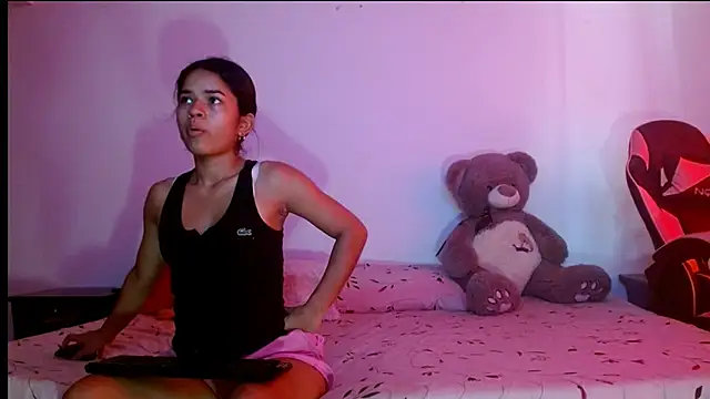 karolsweetvagi online show from April 5, 5:32 pm