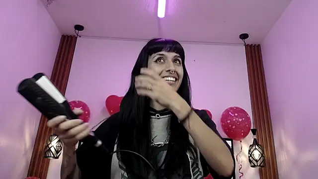 FRANCESCA LOVE  online show from February 15, 11:08 am