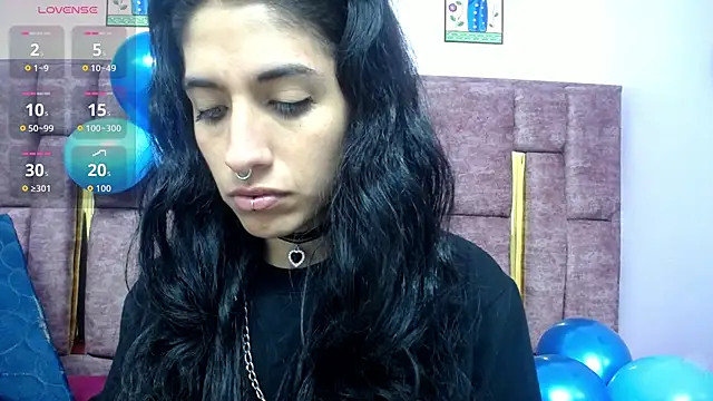 FRANCESCA LOVE  online show from April 28, 12:32 pm