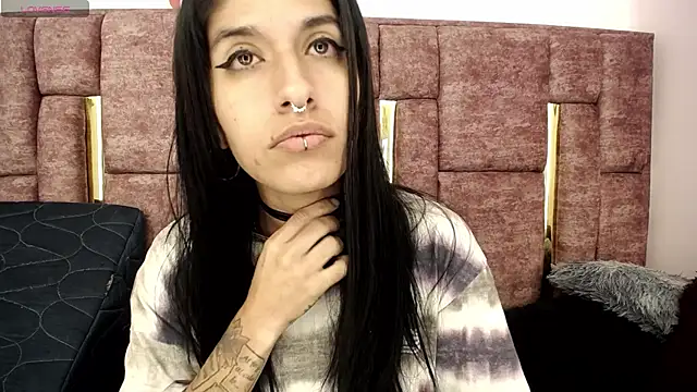 FRANCESCA LOVE  online show from July 7, 11:58 am