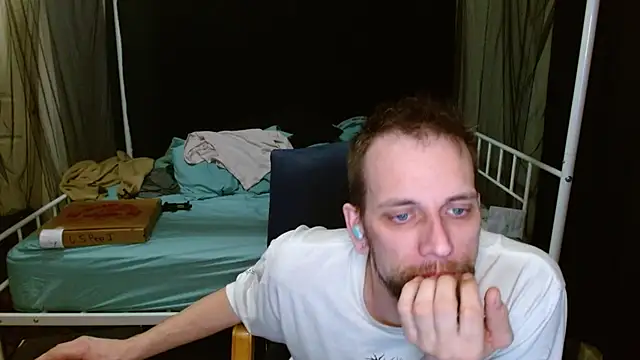 cguffey2284 online show from February 26, 3:38 am