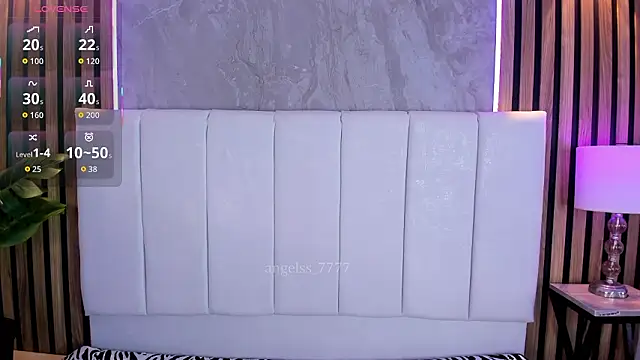 Snapshot of Angelss_7777 chatting on March 3, 6:47 pm Angelss 7777 online show from March 3, 6:47 pm