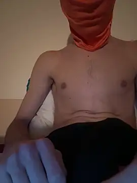 Snapshot of rawboy_ chatting on April 6, 8:32 pm rawboy online show from April 6, 8:32 pm