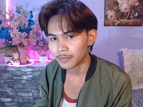 Snapshot of twink_ivanxxxx chatting on July 14, 9:03 am twink ivanxxxx online show from July 14, 9:03 am