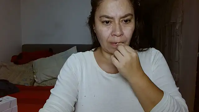 Karo sexy online show from December 24, 1:06 am