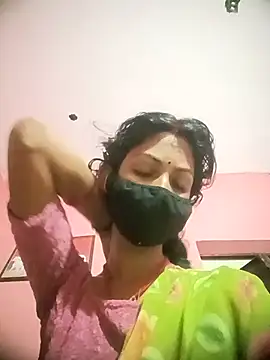 BIG QWEEN NO1 online show from March 7, 10:40 pm