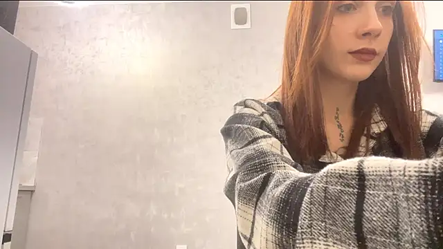 JulissaJoly online show from February 6, 12:08 pm