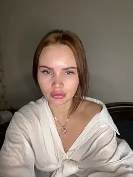 Emma Songae online show from March 7, 7:00 pm