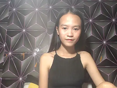 Yourlilpinayy online show from March 7, 2:19 am