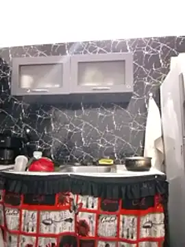 Zoe Renata online show from March 18, 8:39 am