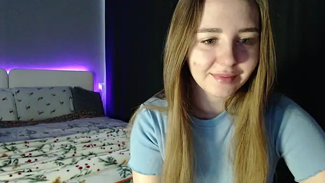 Reyleys online show from March 3, 9:04 am