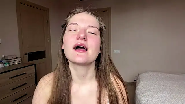 Milayouknow online show from April 12, 8:30 am