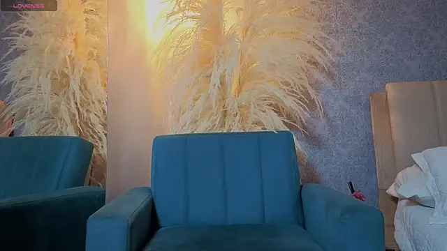 Snapshot of katt_souza1 chatting on May 7, 3:12 am katt souza1 online show from May 7, 3:12 am