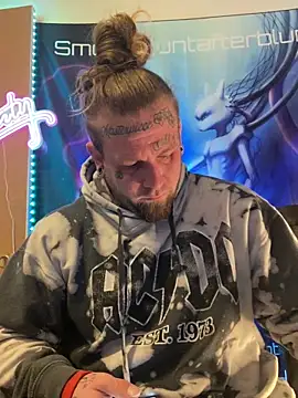 Smokebluntafterblunt online show from February 16, 2:24 pm