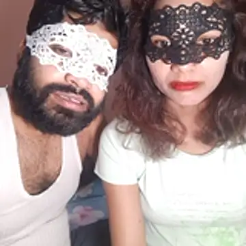 Unknownscouple online show from May 3, 3:18 pm