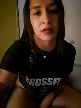 Snapshot of Paola_andrade chatting on April 28, 2:49 am Paola andrade online show from April 28, 2:49 am