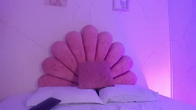 AngelDoll 1 online show from April 21, 6:20 am