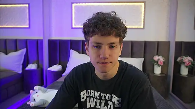 StefanBev online show from April 20, 7:37 pm