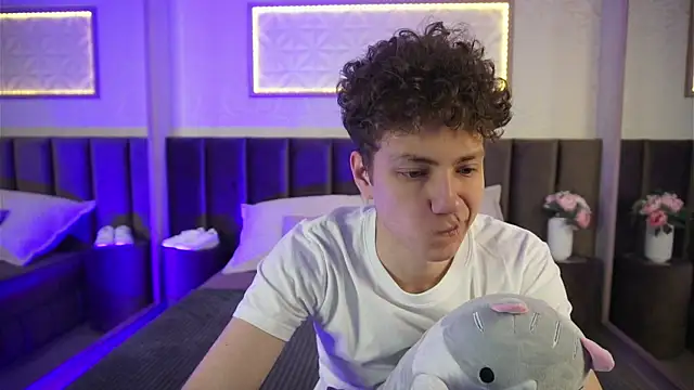 StefanBev online show from April 22, 7:37 pm