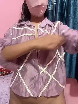 Hello Priya16 online show from April 10, 10:03 pm