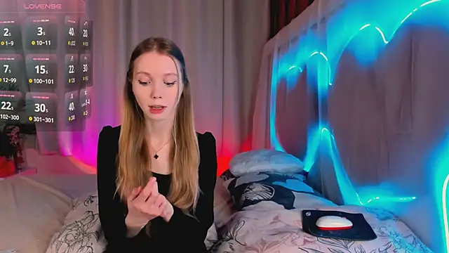 lada2k4 online show from March 18, 5:32 am