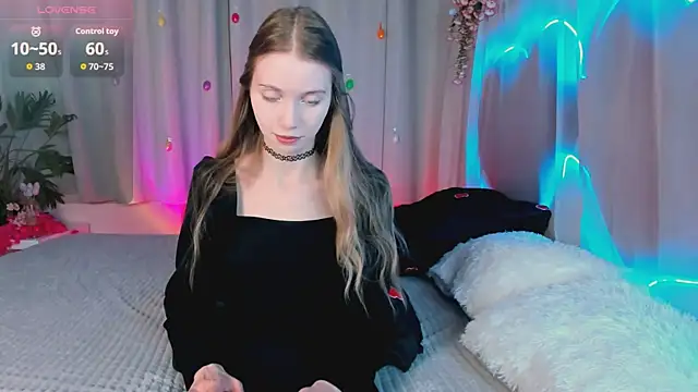 lada2k4 online show from April 21, 5:25 am